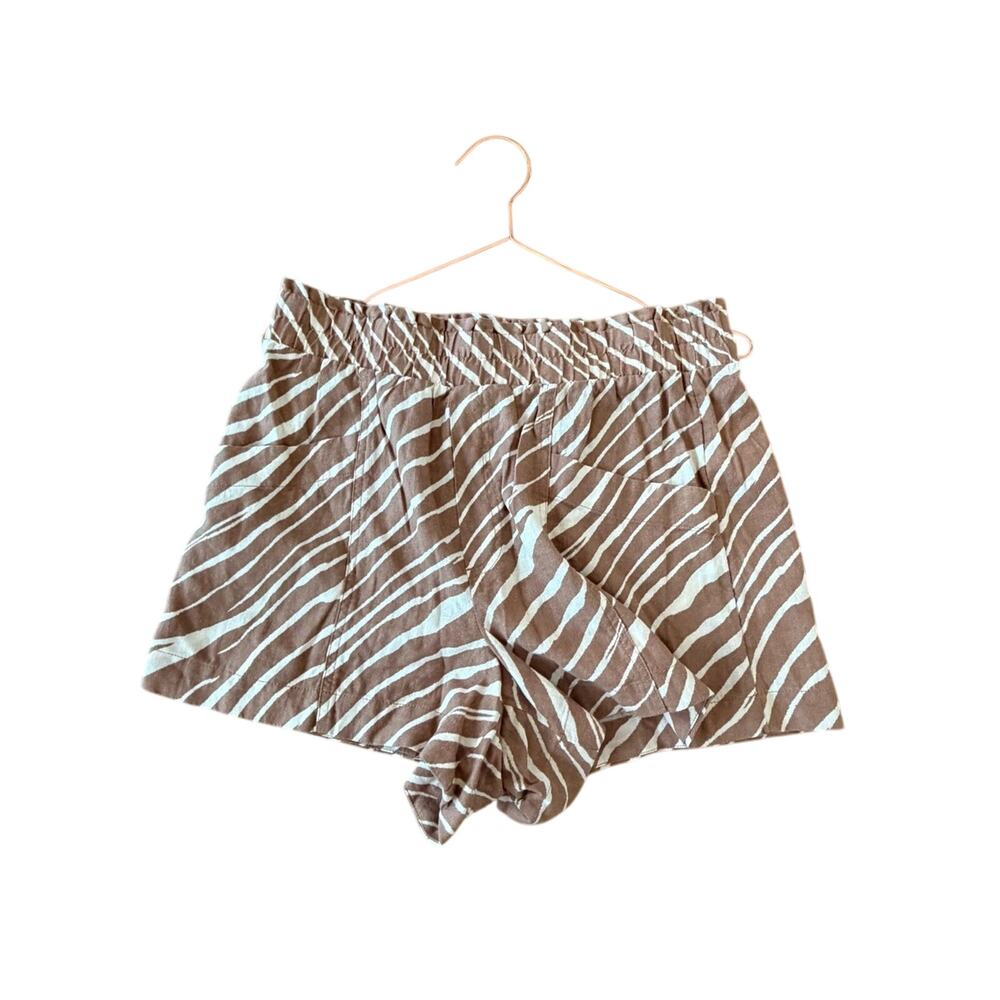 A new day Striped Brown and White Elastic Waist Shorts linen blend medium